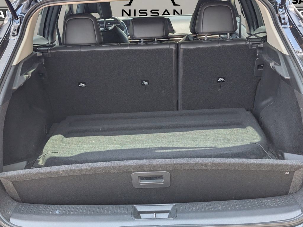 Certified 2023 Nissan Ariya FWD image 12