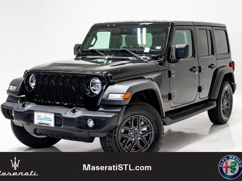 Used 2024 Jeep Wrangler Unlimited Sport AWD/4WD image 1