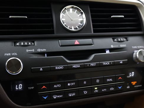 Used 2018 Lexus RX 350 FWD w/ Premium Package image 25
