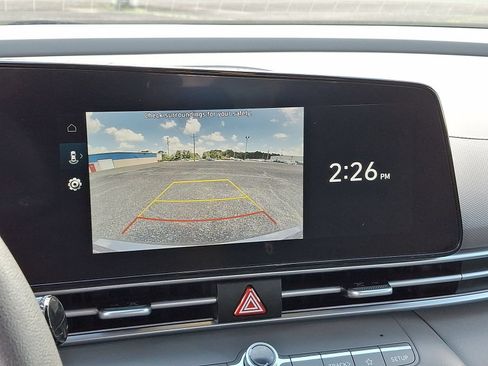 Used 2024 Hyundai Elantra SEL FWD image 21