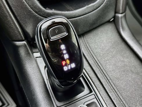 Used 2020 Cadillac XT6 Premium Luxury FWD image 17