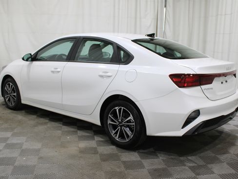 Used 2023 Kia Forte LXS w/ LXS Technology Package image 29