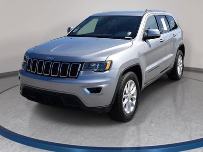 Used 2021 Jeep Grand Cherokee Laredo