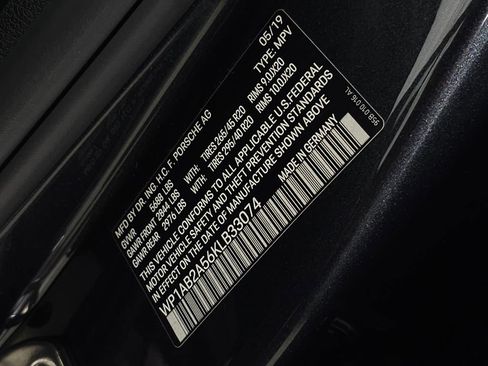 Used 2019 Porsche Macan S AWD/4WD image 32