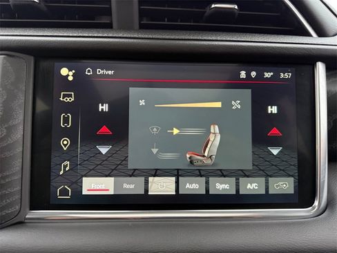 Used 2024 GMC Yukon Denali image 16