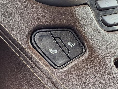 Used 2015 Chevrolet Tahoe LT AWD/4WD image 22