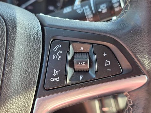 Used 2021 Buick Encore Preferred w/ Safety Package image 21