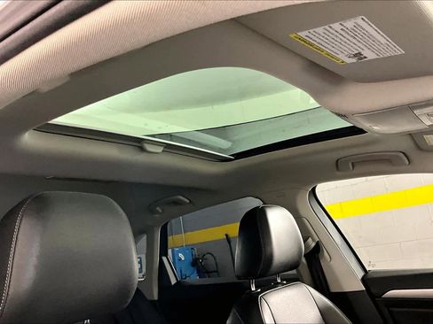 Used 2019 Volkswagen Jetta SE image 13