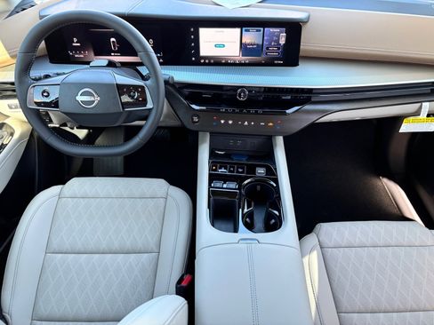 New 2026 Nissan Murano Platinum AWD/4WD image 13