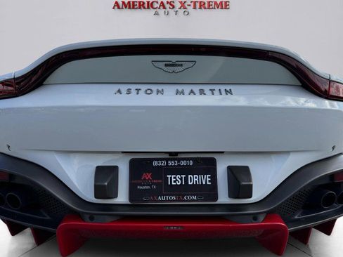 Used 2023 Aston Martin V8 Vantage Coupe image 16