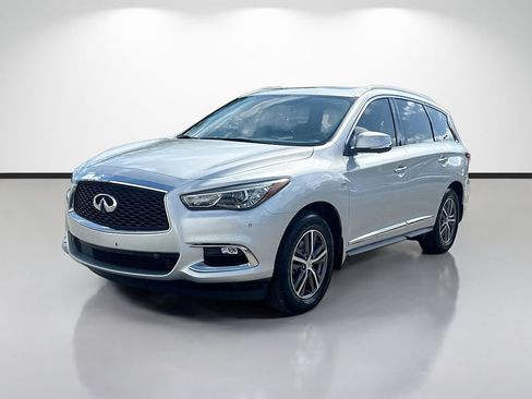 Used 2019 INFINITI QX60 Luxe w/ Essential Package FWD image 7