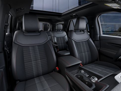 New 2027 Ford Explorer ST-Line w/ Premium Package AWD/4WD image 10