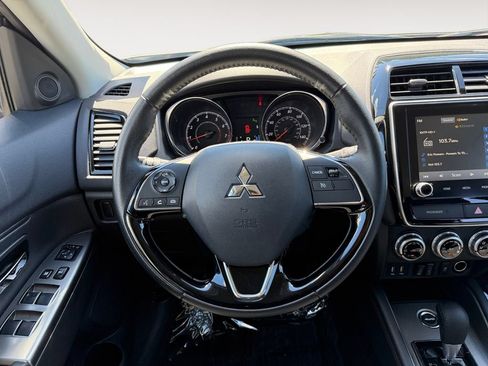 Used 2025 Mitsubishi Outlander Sport AWD image 13