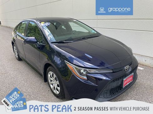 Used 2022 Toyota Corolla LE image 1