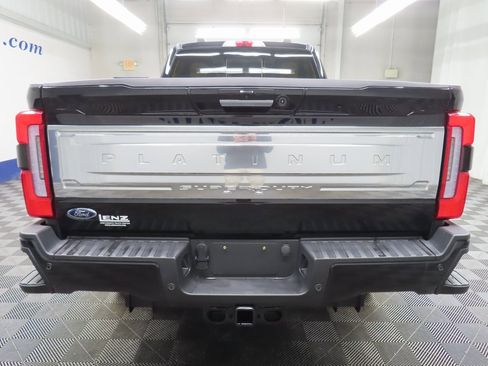 Used 2024 Ford F250 Platinum image 44