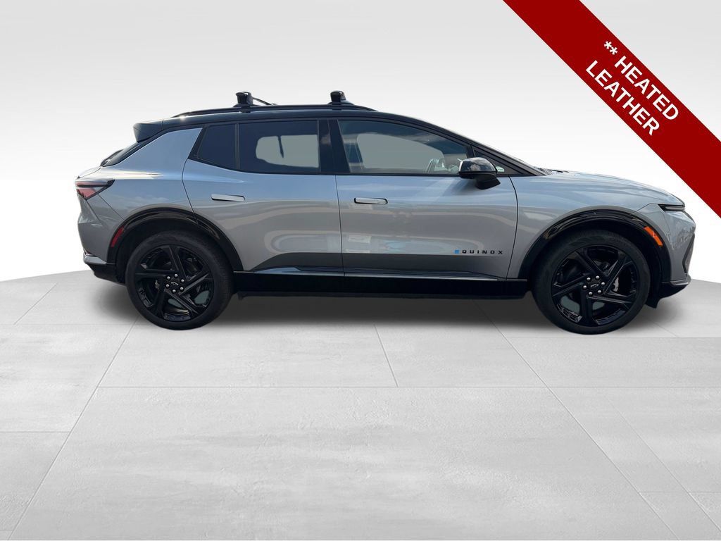 Used 2024 Chevrolet Equinox EV RS AWD/4WD image 9