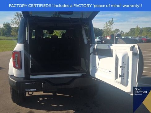 Used 2024 Ford Bronco Outer Banks AWD/4WD image 14