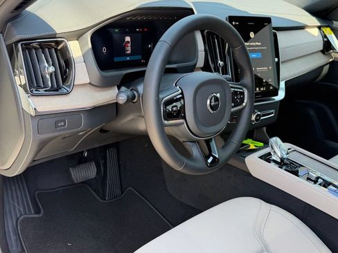 New 2026 Volvo XC90 B5 Core AWD/4WD image 12