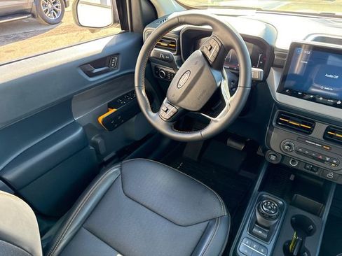 Used 2025 Ford Maverick Tremor image 19