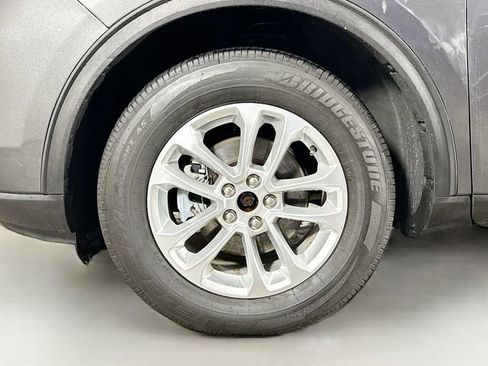 Used 2020 Ford Escape SE image 32