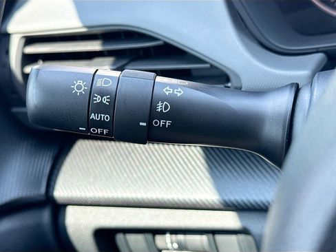 Certified 2025 Subaru Crosstrek 2.5i Limited w/ Crosstrek Mirror Package image 16