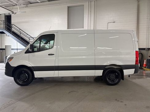 New 2026 Mercedes-Benz Sprinter 2500 image 2