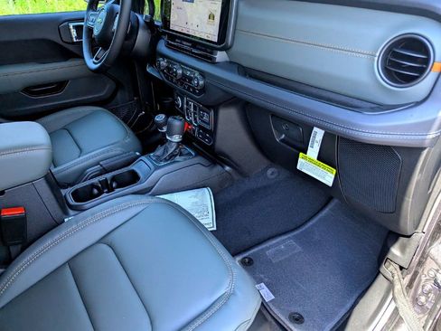 New 2025 Jeep Gladiator Mojave w/ Safety Group image 55