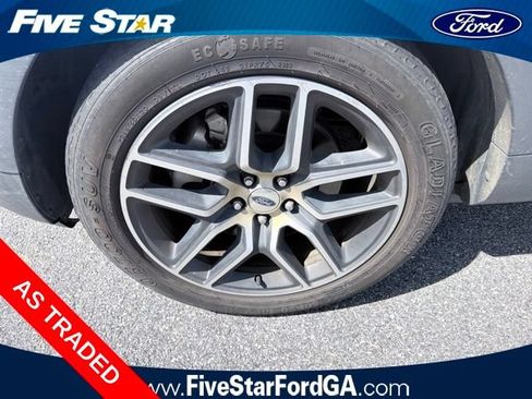 Used 2019 Ford Explorer Sport w/ Equipment Group 401A AWD/4WD image 9