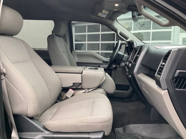 Used 2019 Ford F150 XLT w/ Equipment Group 302A Luxury AWD/4WD image 9