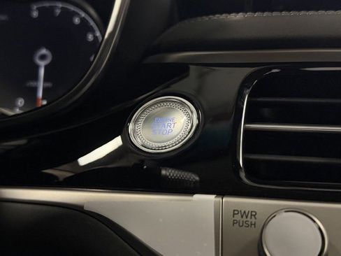 New 2026 Genesis G70 2.5T image 22