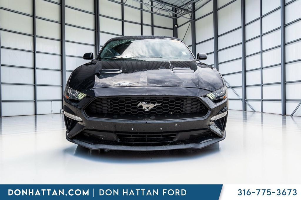Used 2020 Ford Mustang Coupe RWD image 17