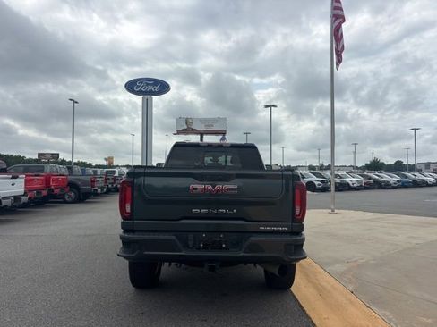 Used 2022 GMC Sierra 2500 Denali w/ Denali Ultimate Package AWD/4WD image 4