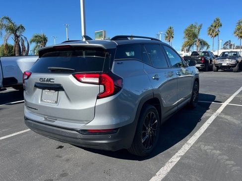 Certified 2024 GMC Terrain SLE w/ Driver Convenience Package image 2