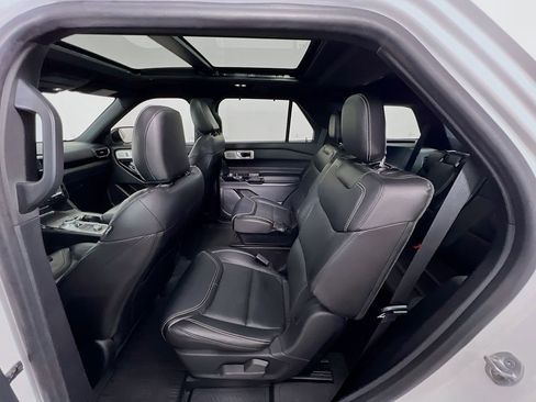 Used 2022 Ford Explorer ST w/ Equipment Group 401A image 25