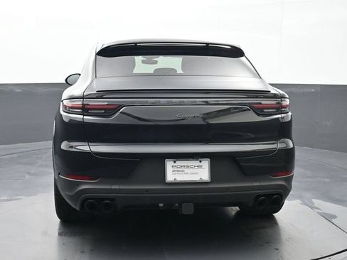 Used 2022 Porsche Cayenne Platinum Edition AWD/4WD image 22