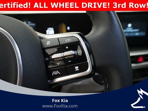 Certified 2024 Kia Sorento S w/ Panoramic Sunroof Package image 19