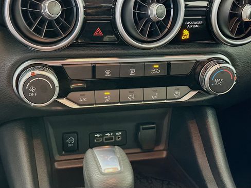 Used 2024 Nissan Sentra SV image 22