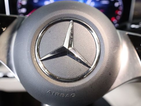 Used 2026 Mercedes-Benz GLC 300 4MATIC image 14