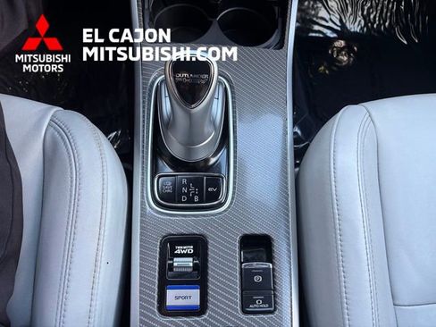 Used 2022 Mitsubishi Outlander SEL image 20