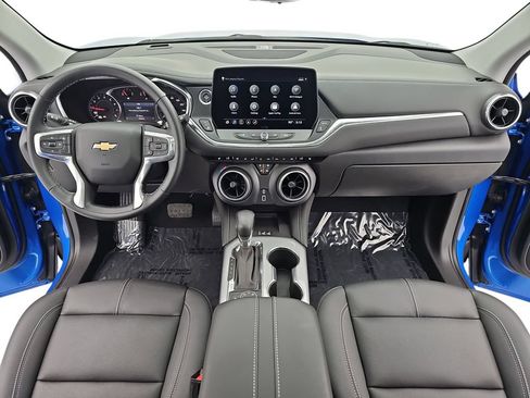 Used 2024 Chevrolet Blazer LT w/ Sound & Technology Package AWD/4WD image 11