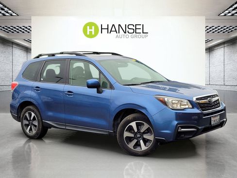 Used 2017 Subaru Forester 2.5i Premium w/ Popular Package #2A AWD/4WD image 1