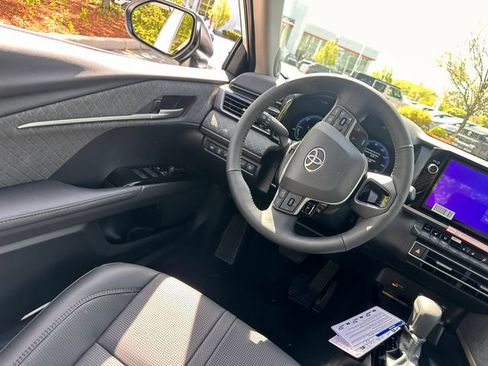 New 2026 Toyota Camry XLE AWD/4WD image 16