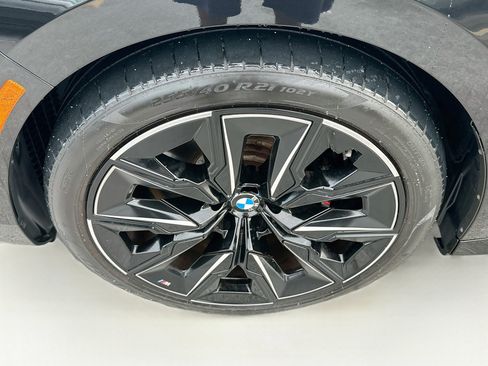 Certified 2024 BMW 740i RWD image 34