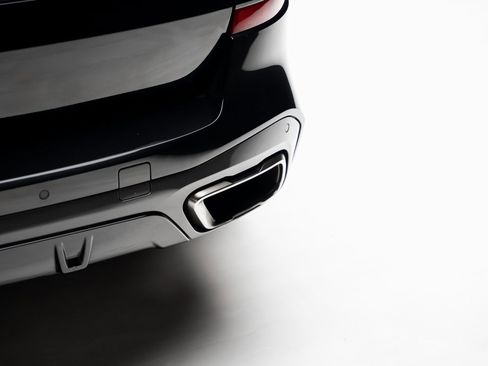 Used 2023 BMW X5 M50i w/ Executive Package image 32