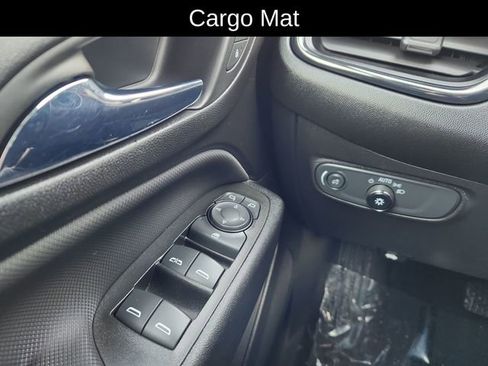 Used 2022 Chevrolet Equinox RS w/ RS Leather Package image 36