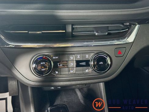 Certified 2025 Buick Envista Preferred w/ Convenience I Package image 16