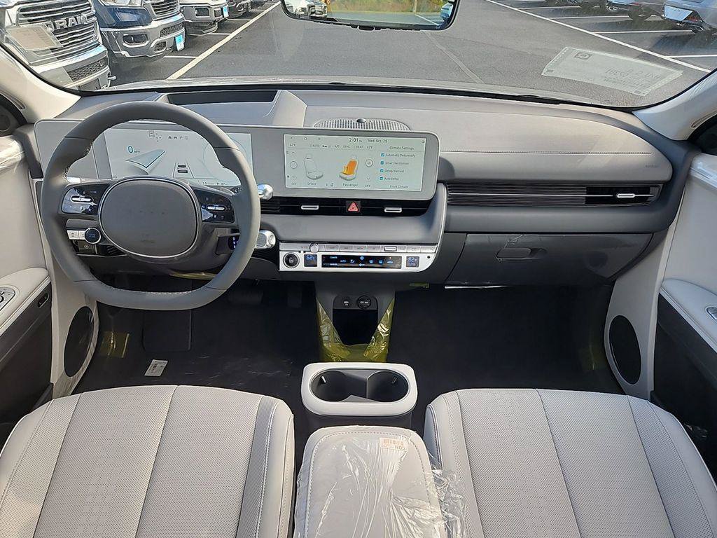 New 2024 Hyundai Ioniq 5 Limited AWD/4WD image 6