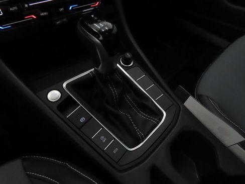 New 2025 Volkswagen Jetta SE image 17