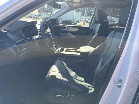 Certified 2026 Acura MDX w/Technology Package image 16