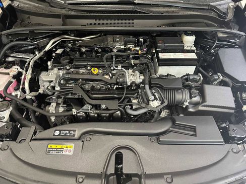 Certified 2023 Toyota Corolla SE image 9